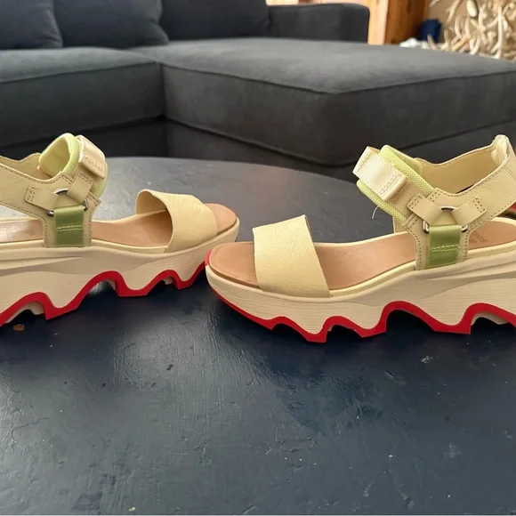 Sorel Cream and Red Platform Sandals with Wavy Sole - Picture 2 of 5
